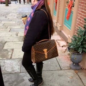 Louis Vuitton Vintage Messenger Bag